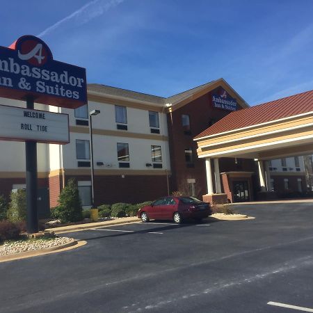 Ambassador Inn & Suites Tuscaloosa Exterior photo